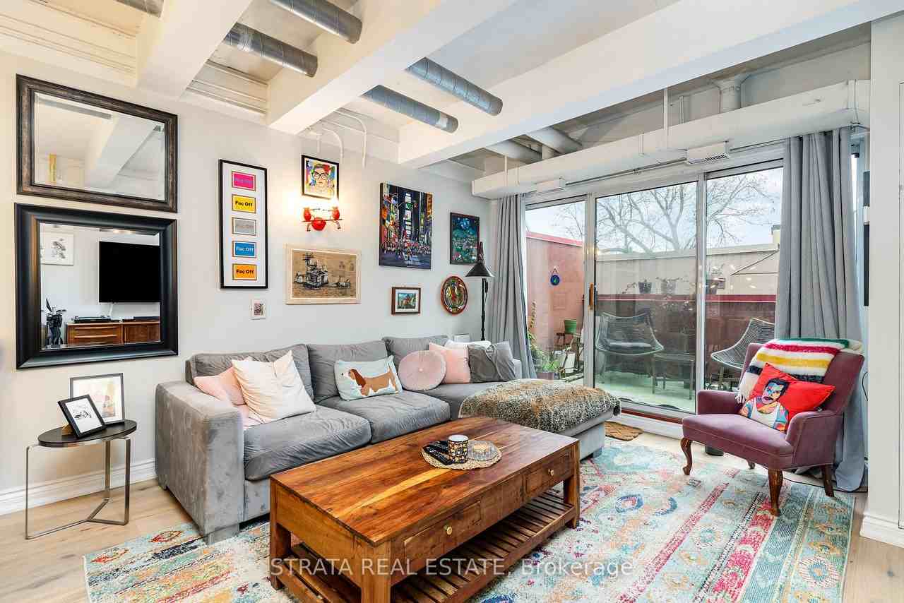 766 King Street West - Photo 3 of 10