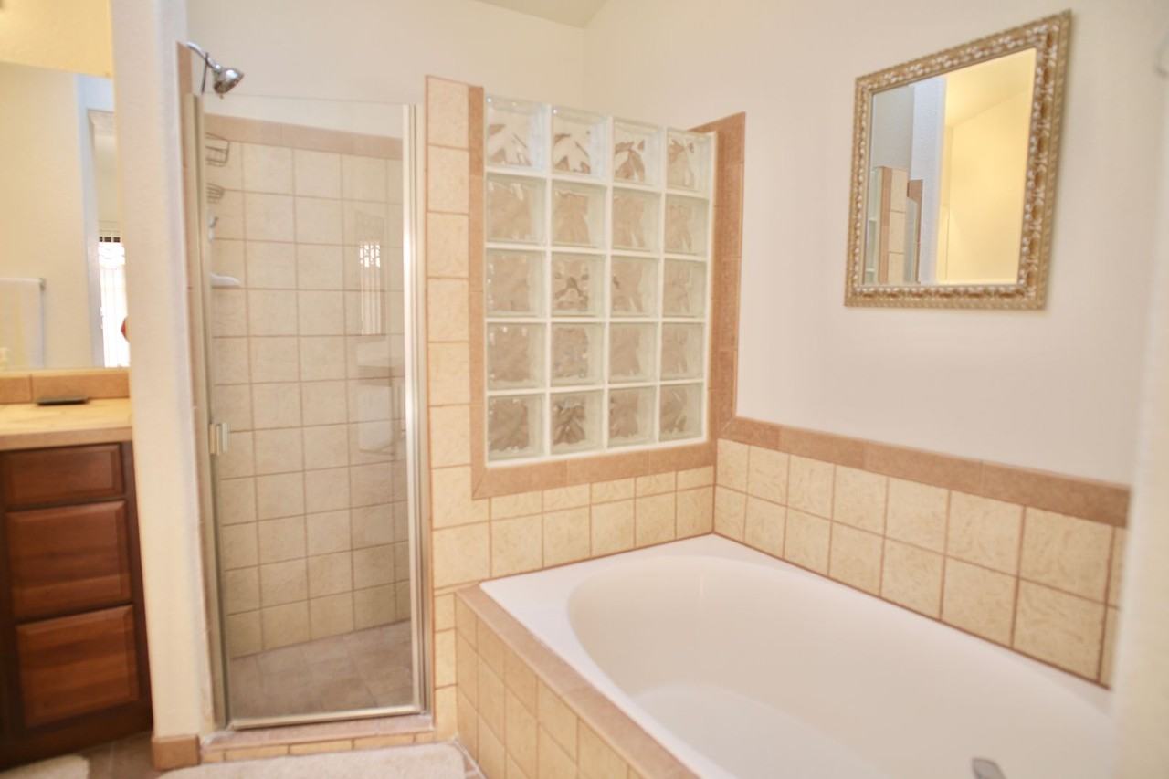 5258 N Adobe Cir - Photo 2 of 36