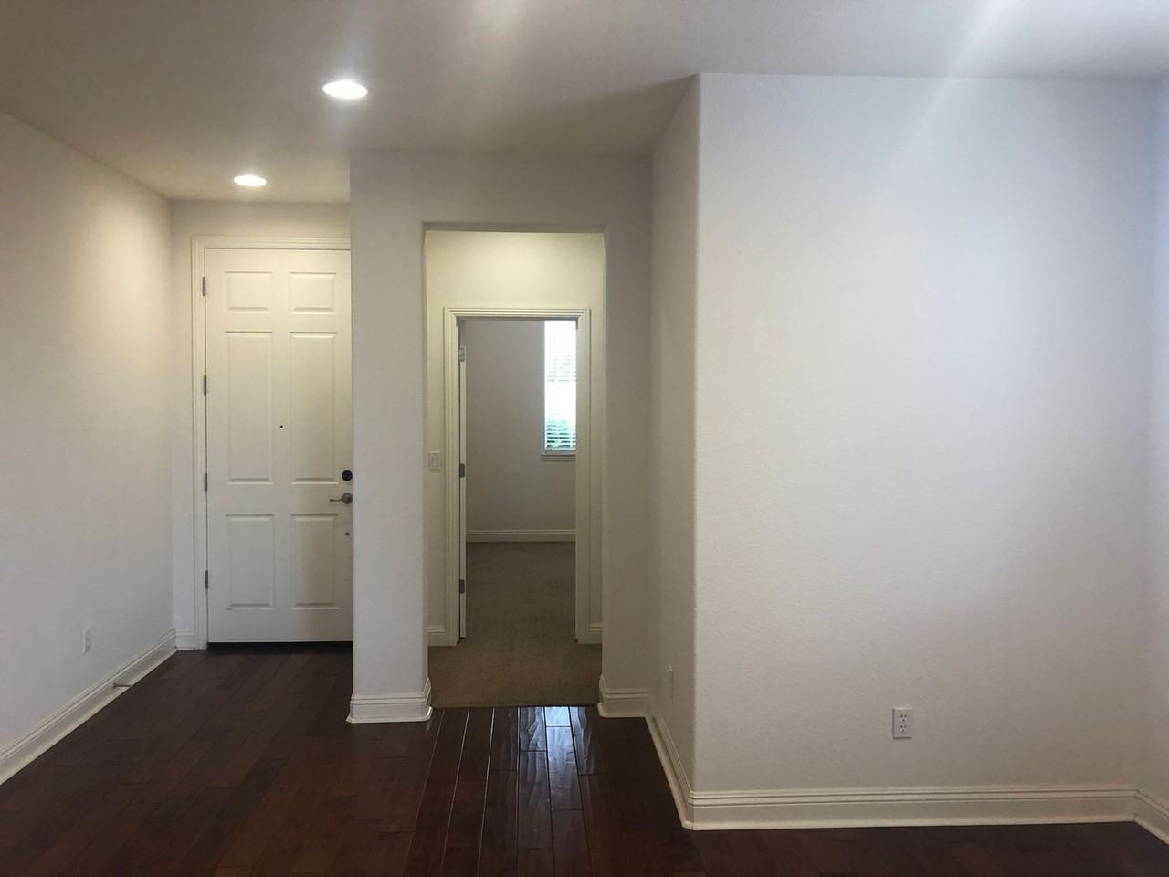 3651 Rosecrest Cir - Photo 3 of 14