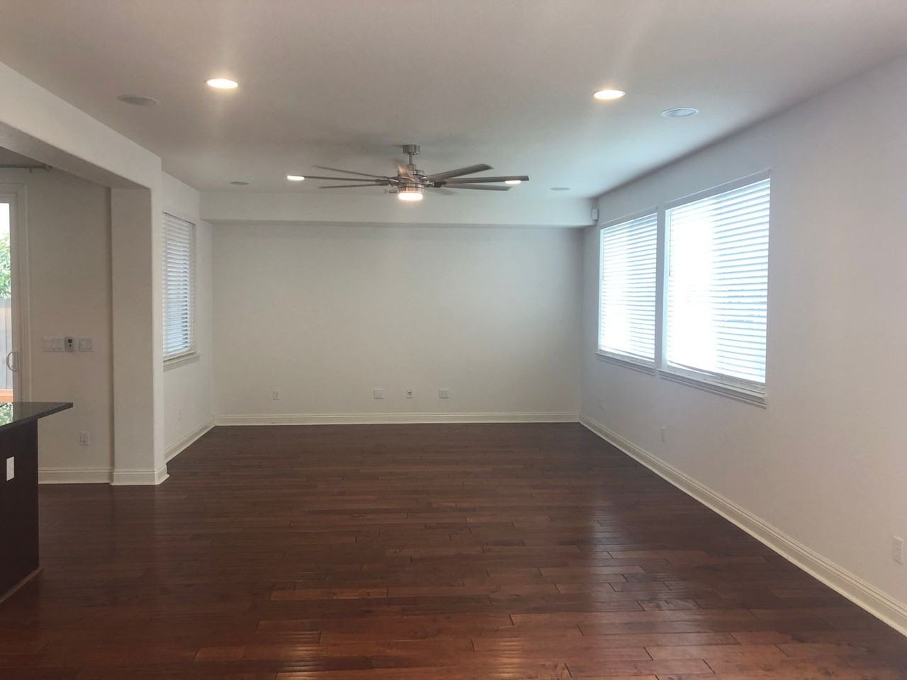 3651 Rosecrest Cir - Photo 5 of 14