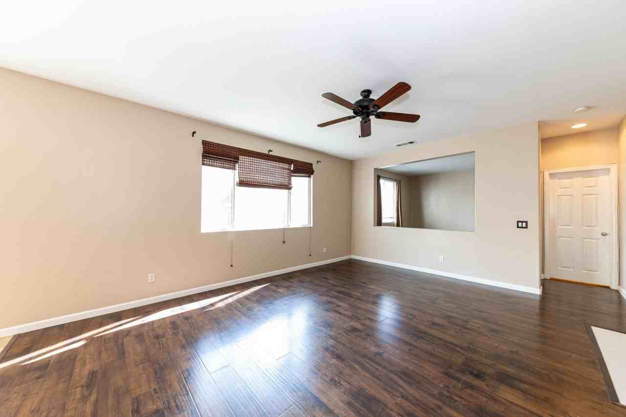 29359 Milford Ct - Photo 6 of 28