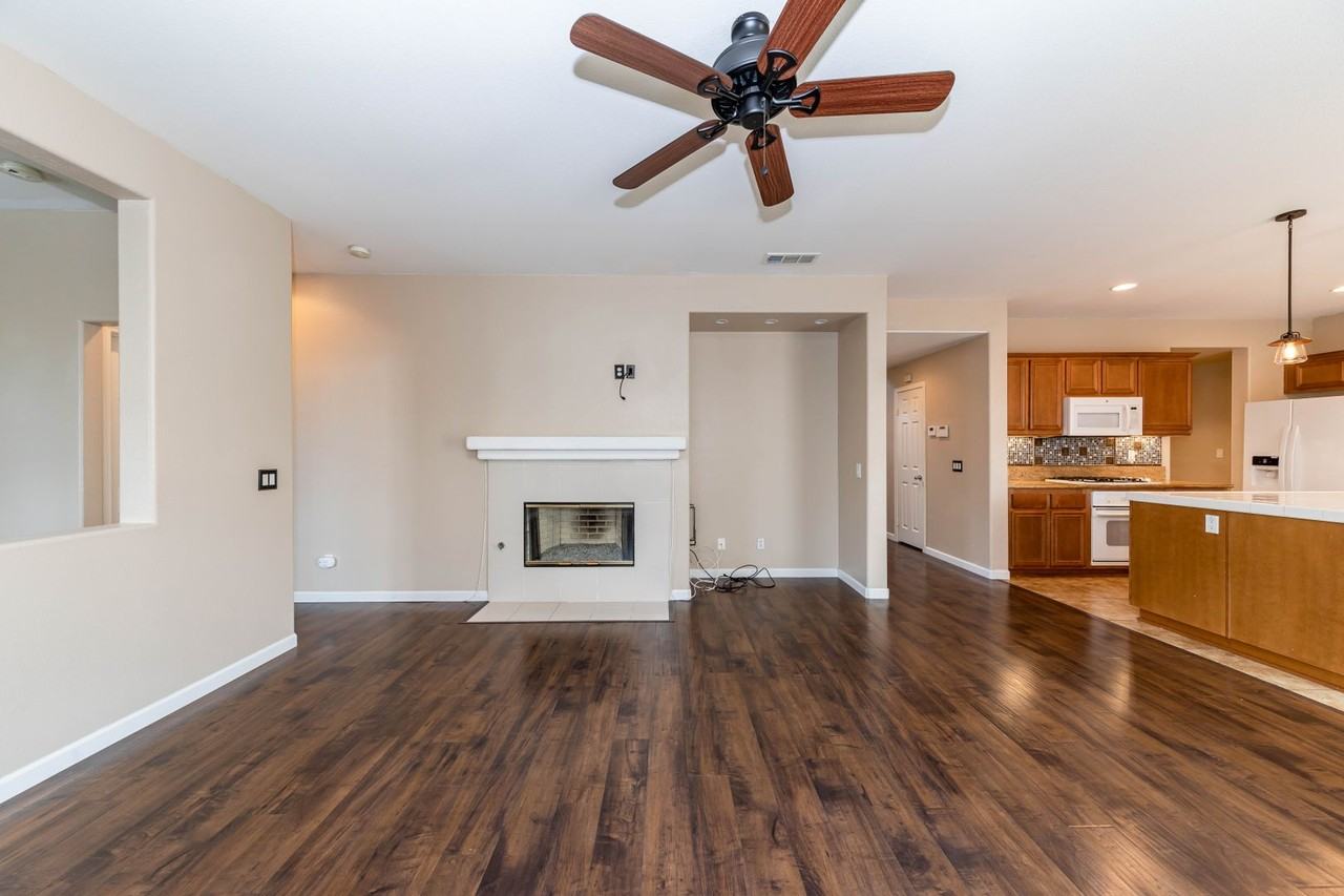 29359 Milford Ct - Photo 7 of 28