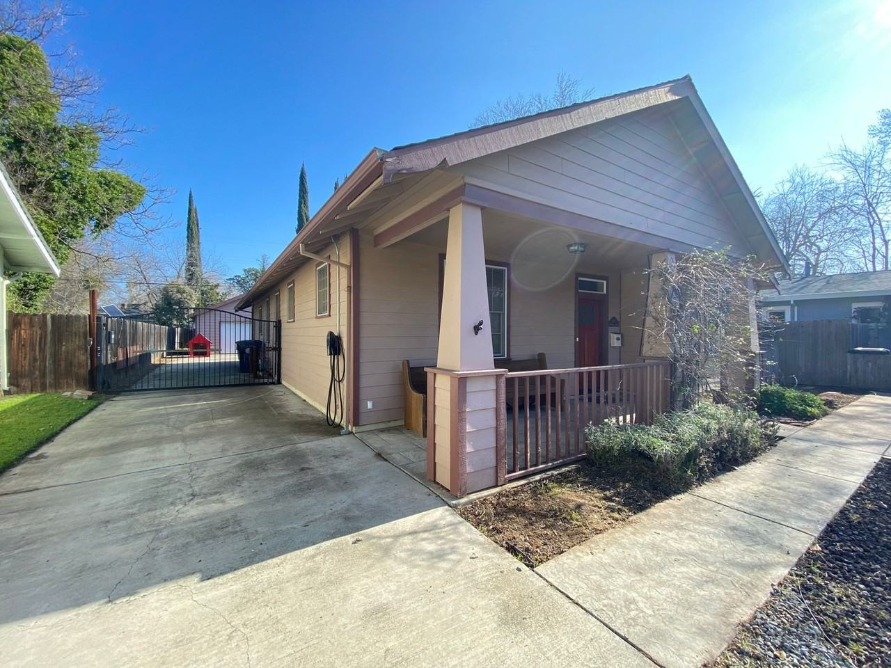 2164 Cantalier St - Photo 2 of 33
