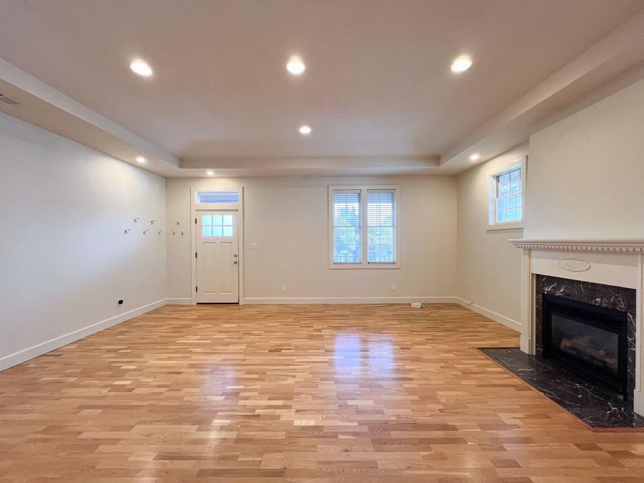 2164 Cantalier St - Photo 7 of 33