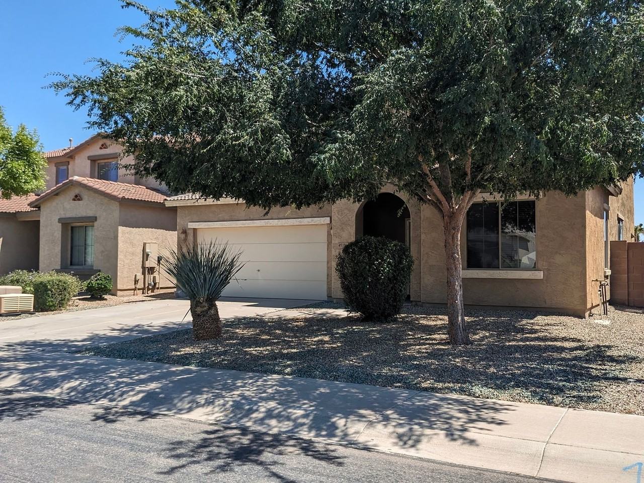 45321 W Miramar Rd - Photo 3 of 28