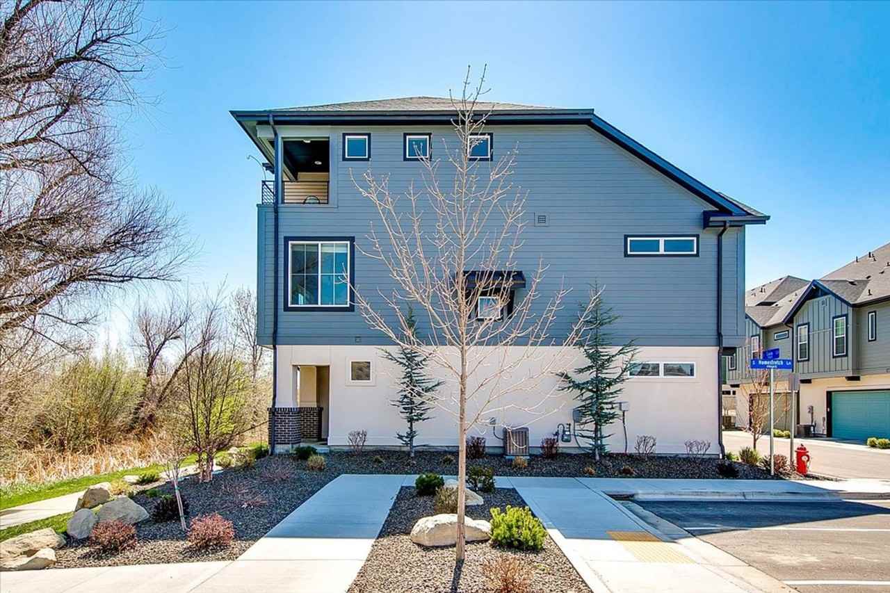 3314 E Exacta Ln - Photo 3 of 43