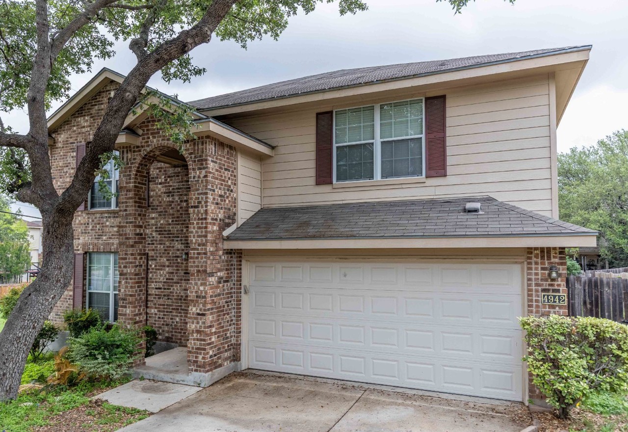 4942 Macey Trl - Photo 3 of 45