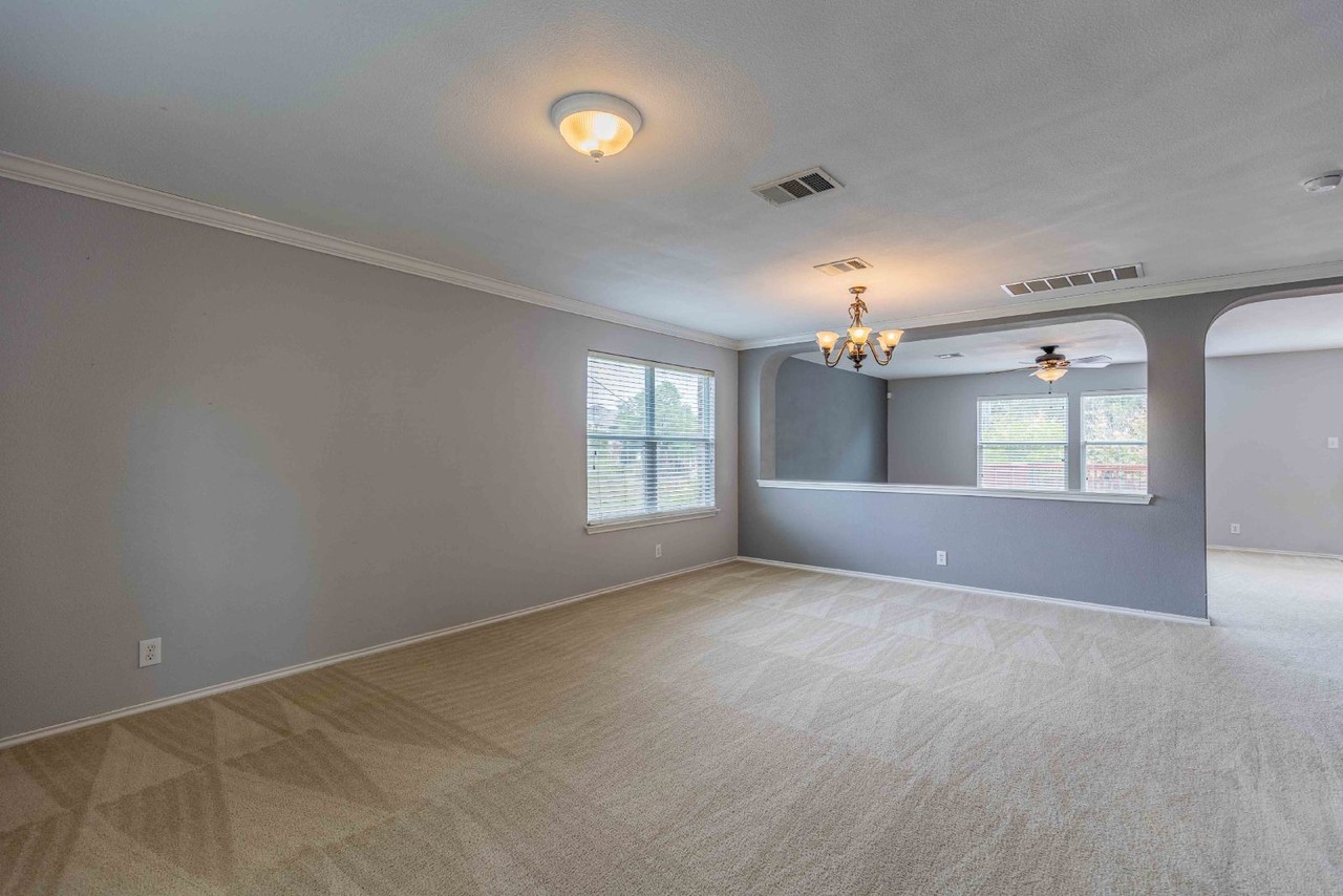 4942 Macey Trl - Photo 6 of 45