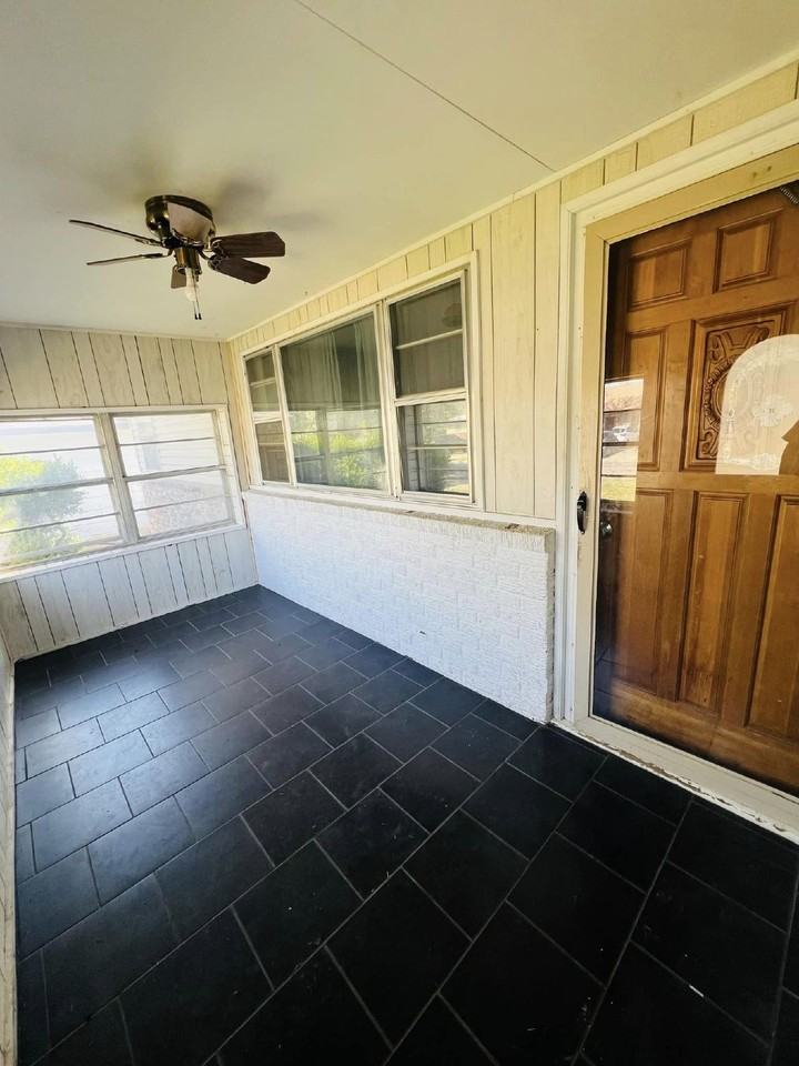 2305 Taylor Ave - Photo 2 of 9