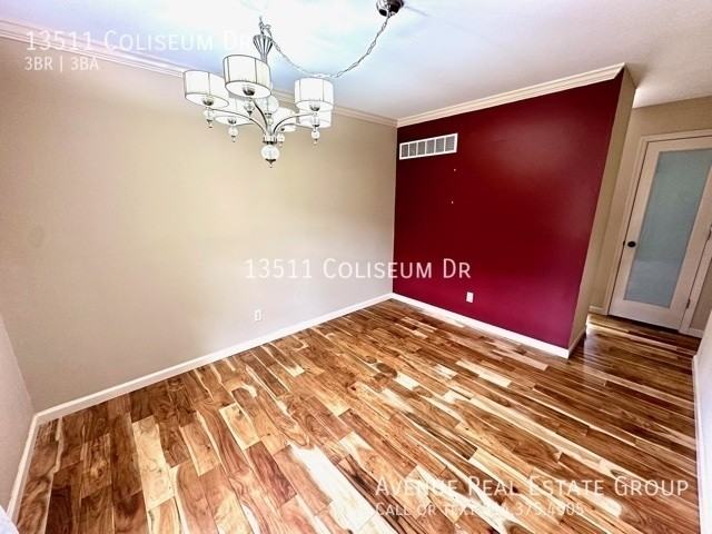 13511 Coliseum Dr - Photo 2 of 23