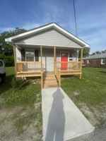 featured image of 214 N 7th St #NA