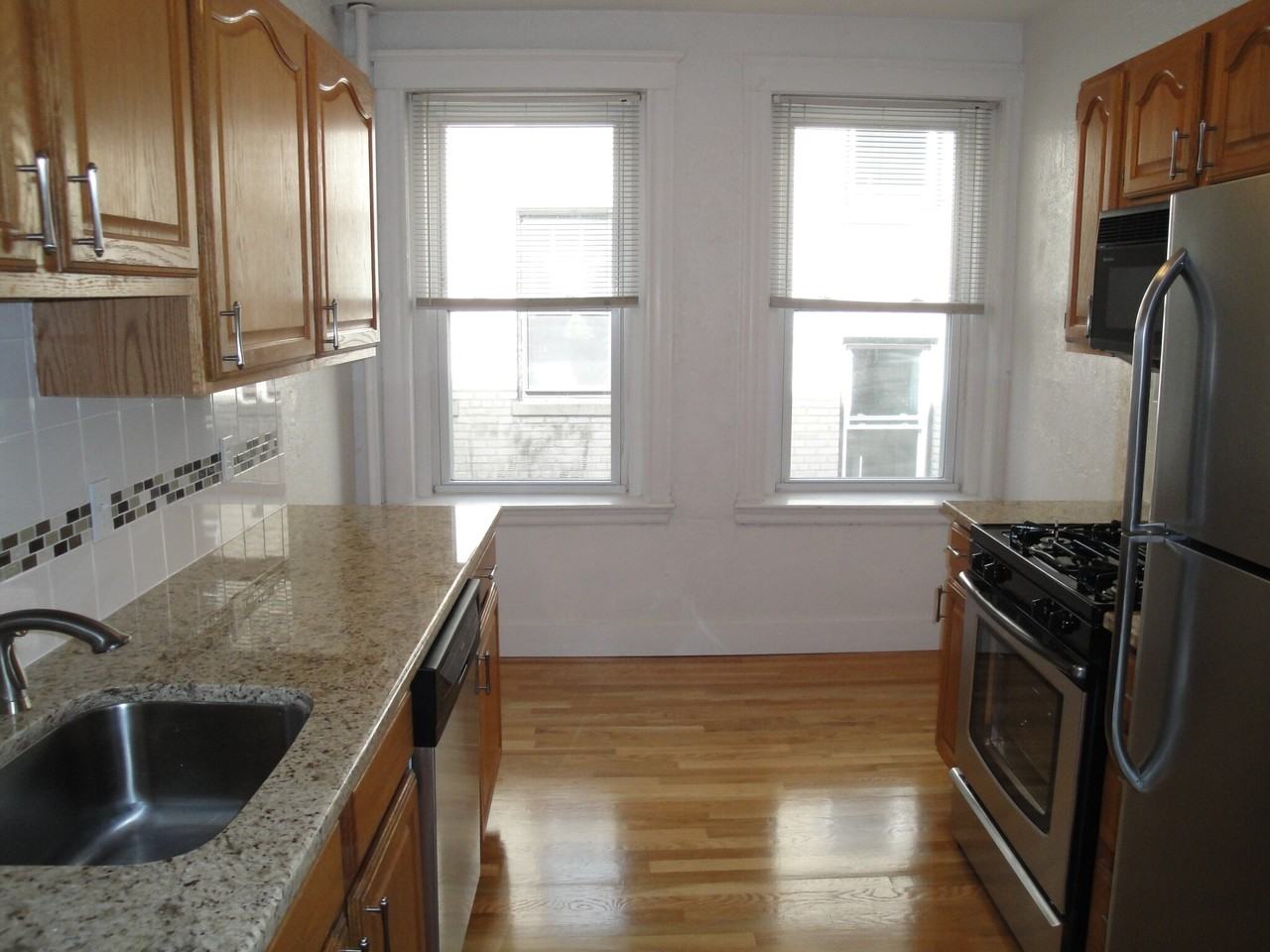 1750 Commonwealth Ave #9 - Photo 5 of 22