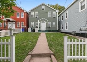 featured image of 133 Portsea St #2