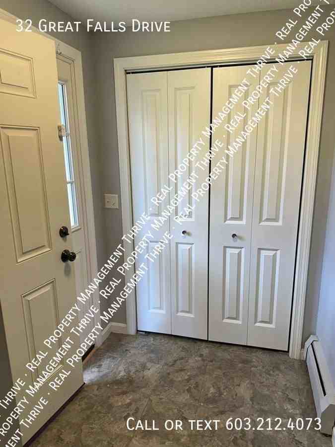 32 Great Falls Dr - Photo 3 of 22