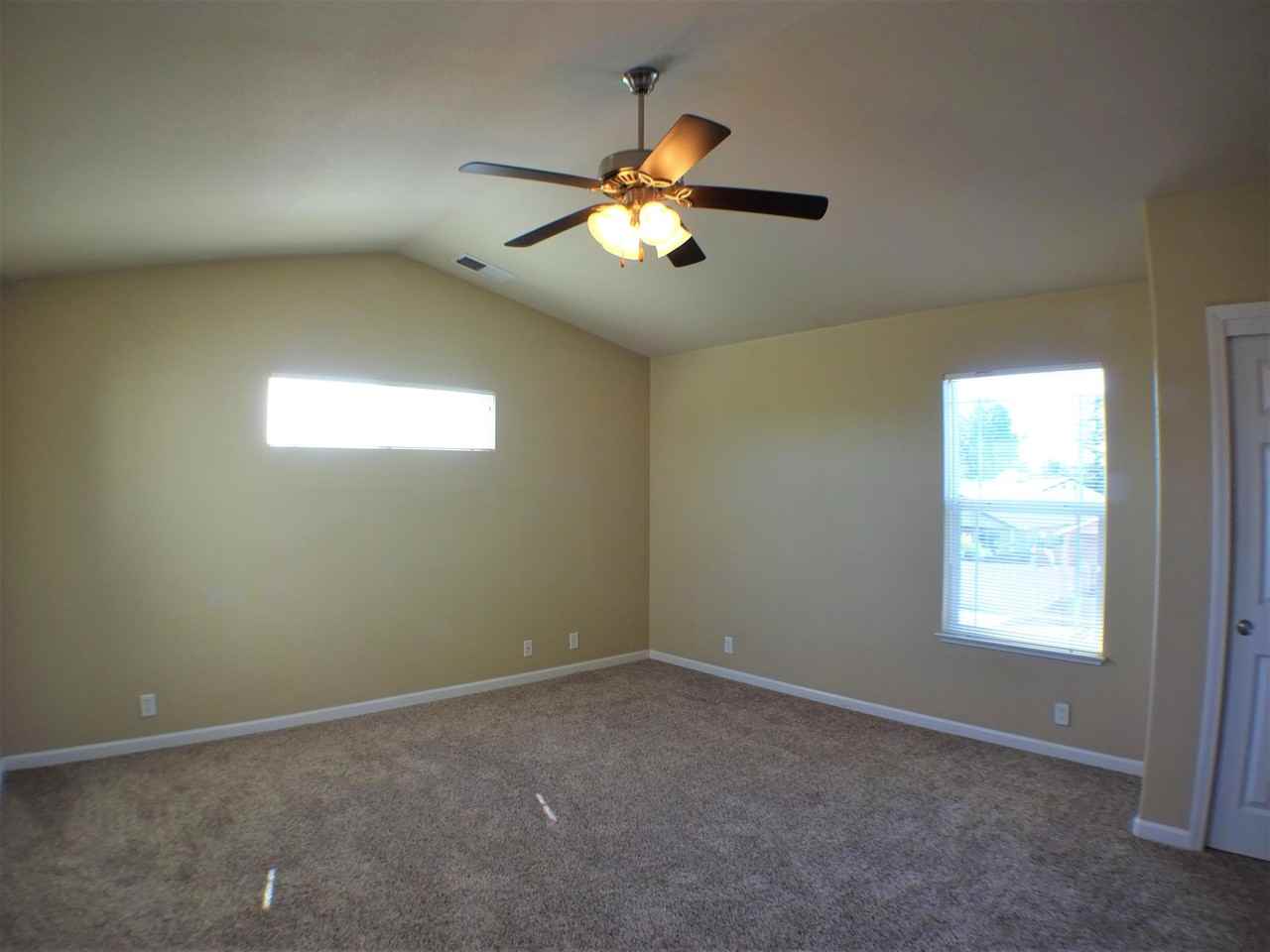 573 Eaton Rd #1 - Photo 7 of 17