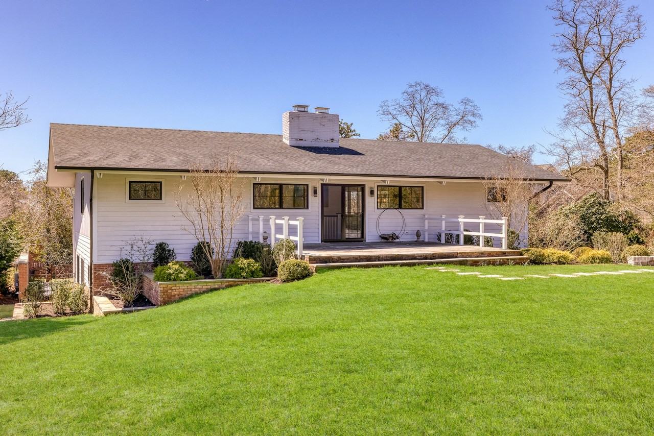 280 Montauk Highway - Photo 2 of 43