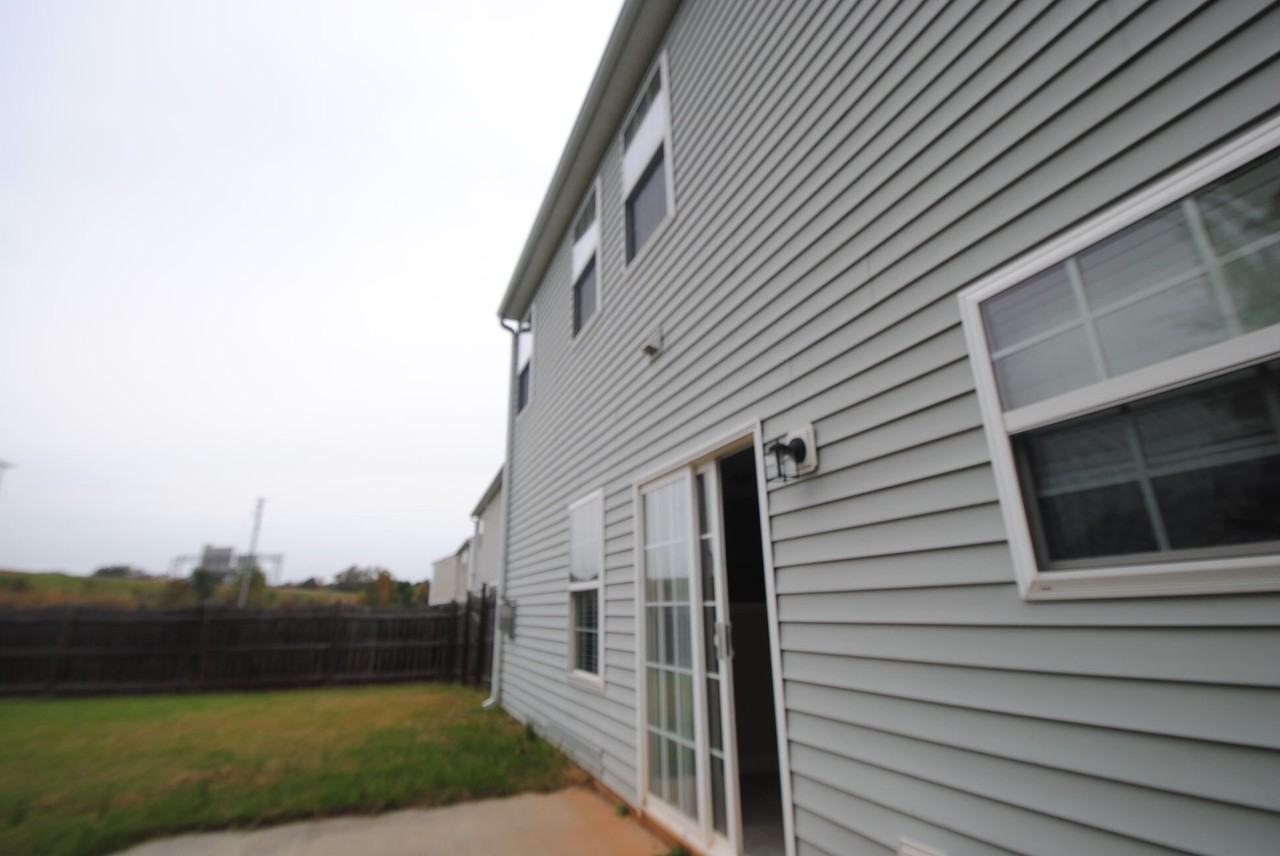 1103 Knox Rd - Photo 2 of 19