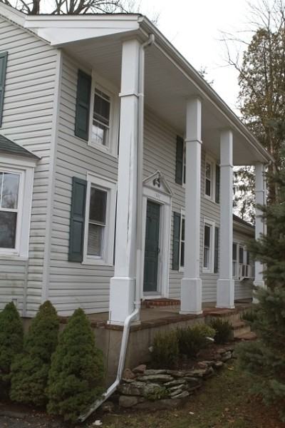 1387 Valley Rd - Photo 2 of 18