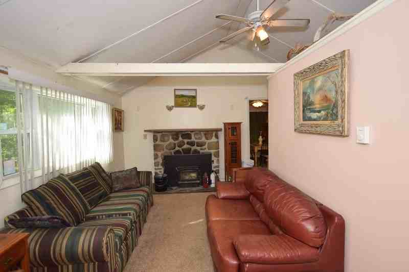 55 Onteora Rd - Photo 3 of 19