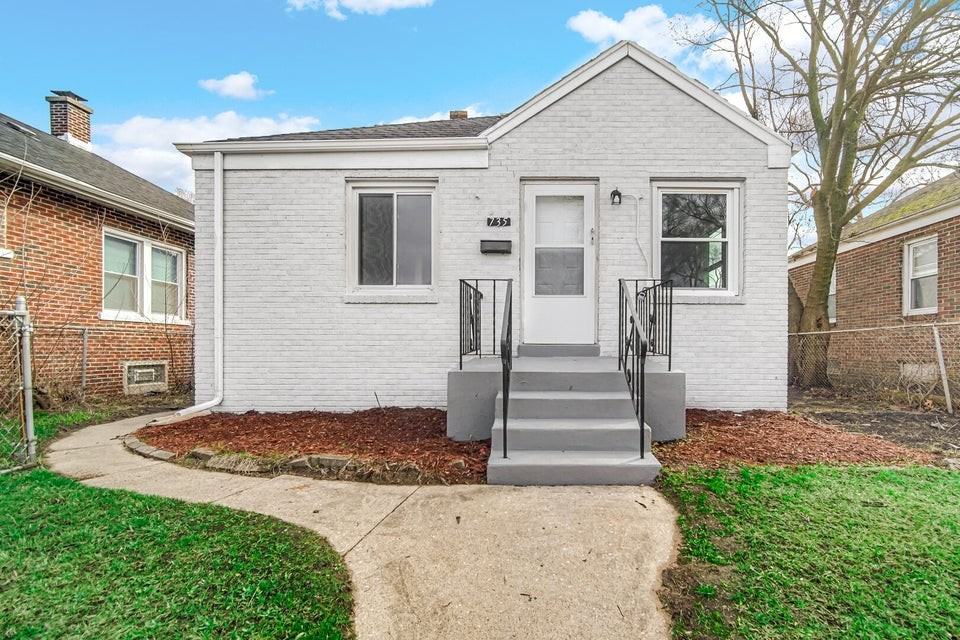 735 Porter Street #1