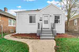 featured image of 735 Porter Street #1