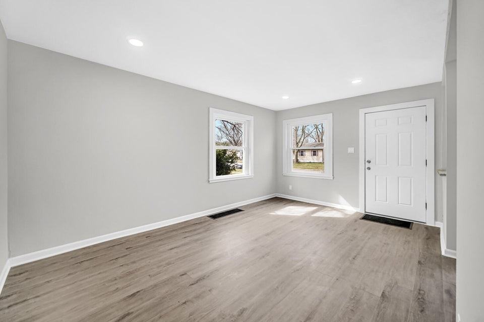 735 Porter Street #1 - Photo 5 of 26