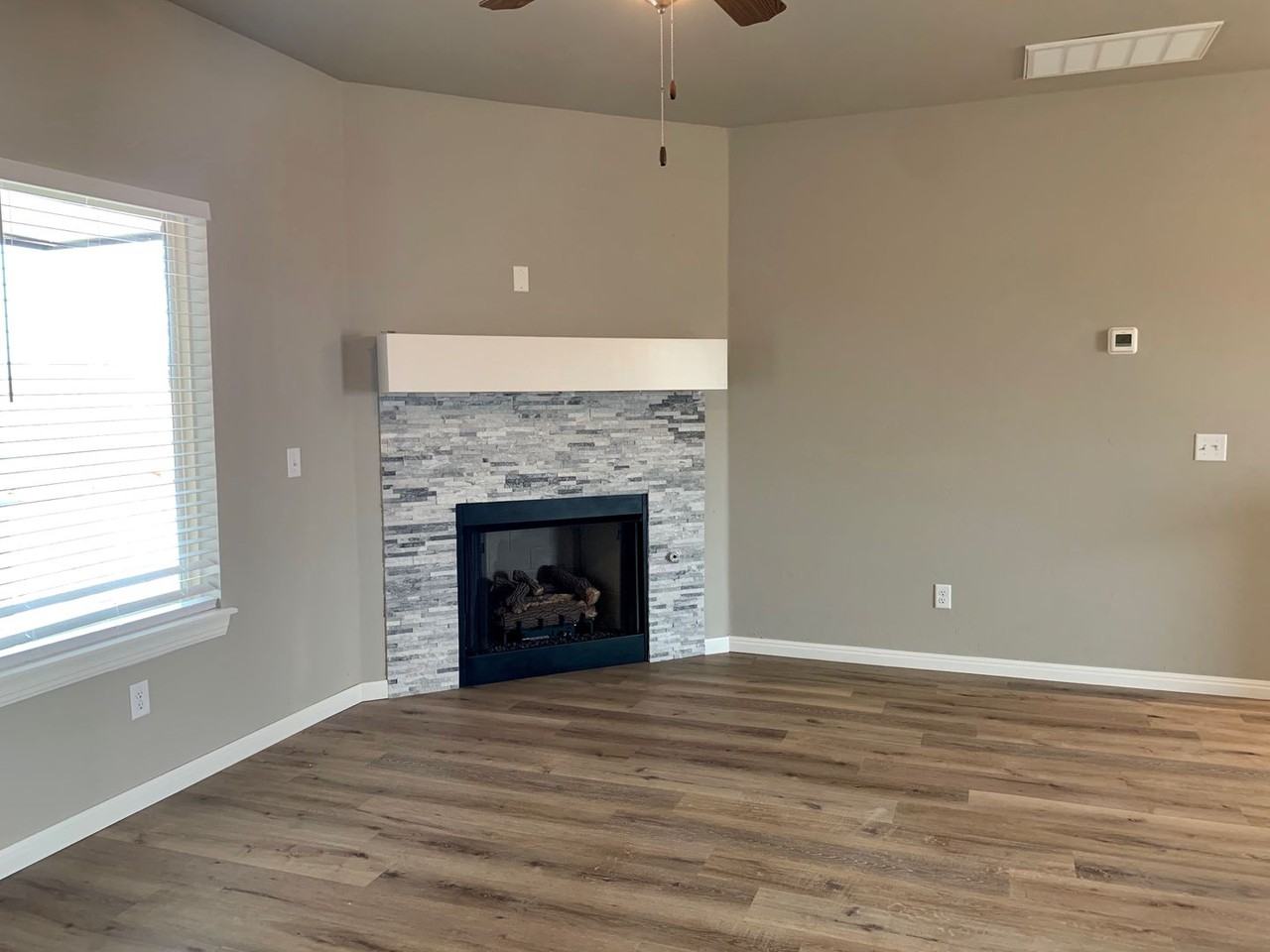 6259 Nw 177th Cir - Photo 5 of 21
