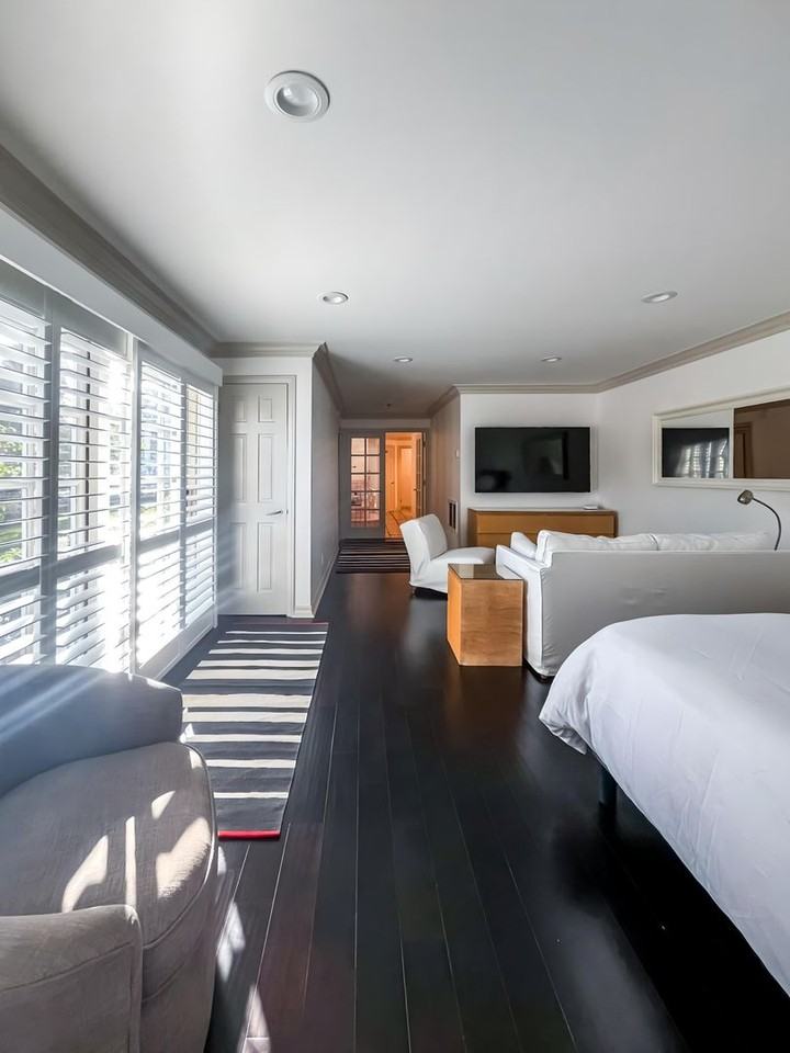 1229 Ozeta Terrace - Photo 2 of 50