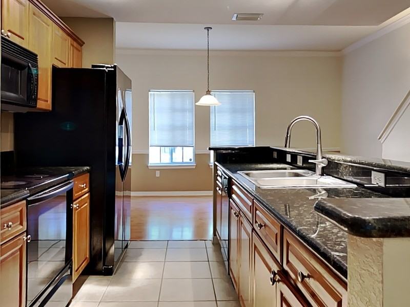 5236 Hampton Beach Pl - Photo 6 of 19