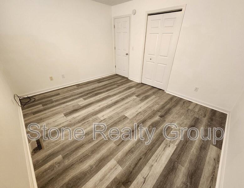 760 S Fulton St #A - Photo 5 of 9