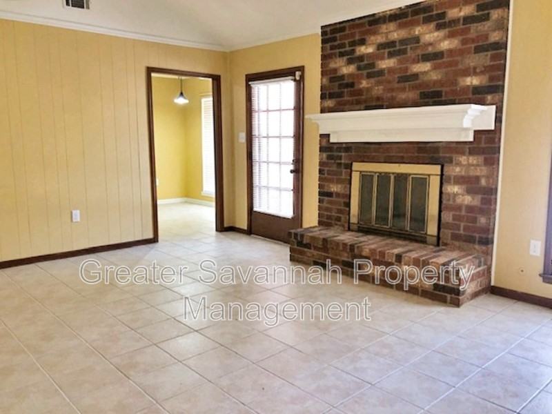 902 Old Mill Rd - Photo 5 of 21