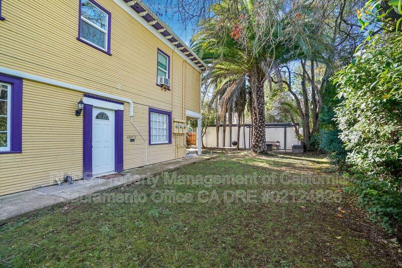 2324 Castro Way - Photo 4 of 22