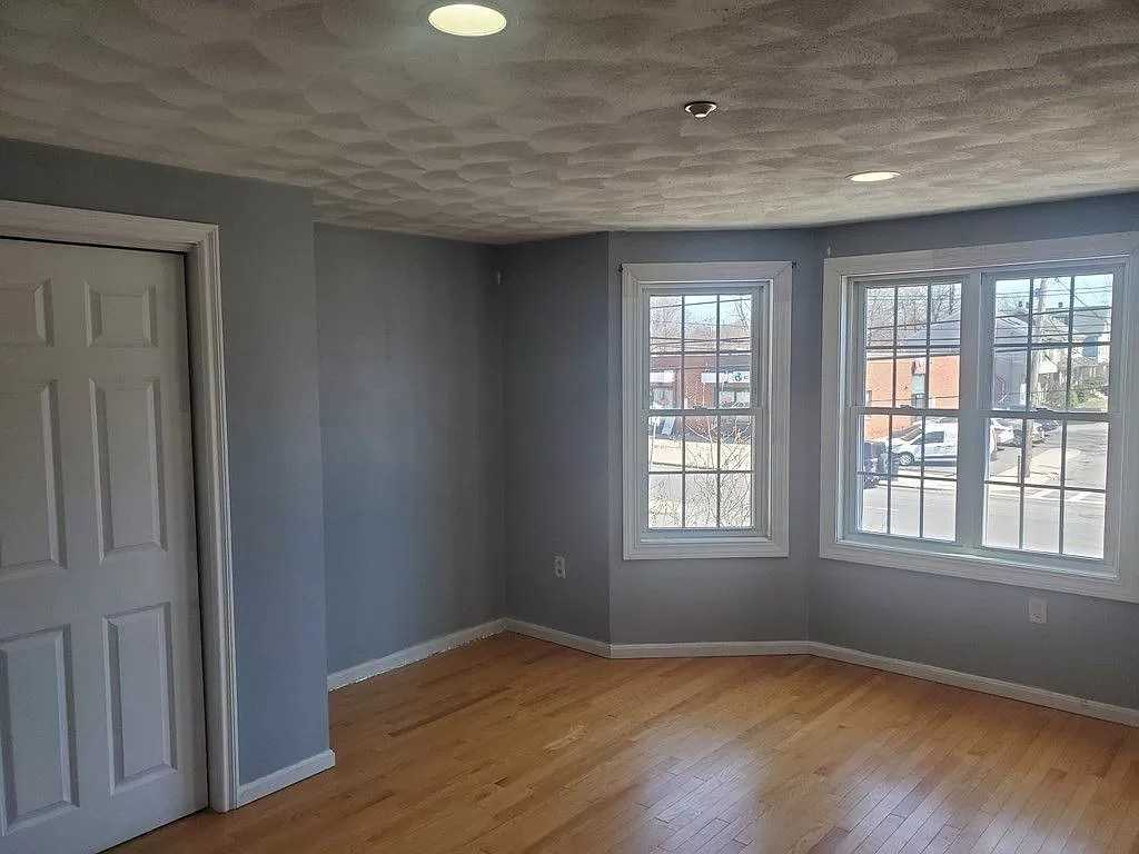 5269 Washington St #A - Photo 4 of 12