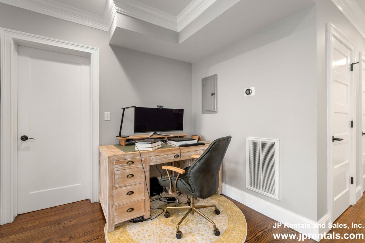136 Sydney St #5CO - Photo 4 of 20