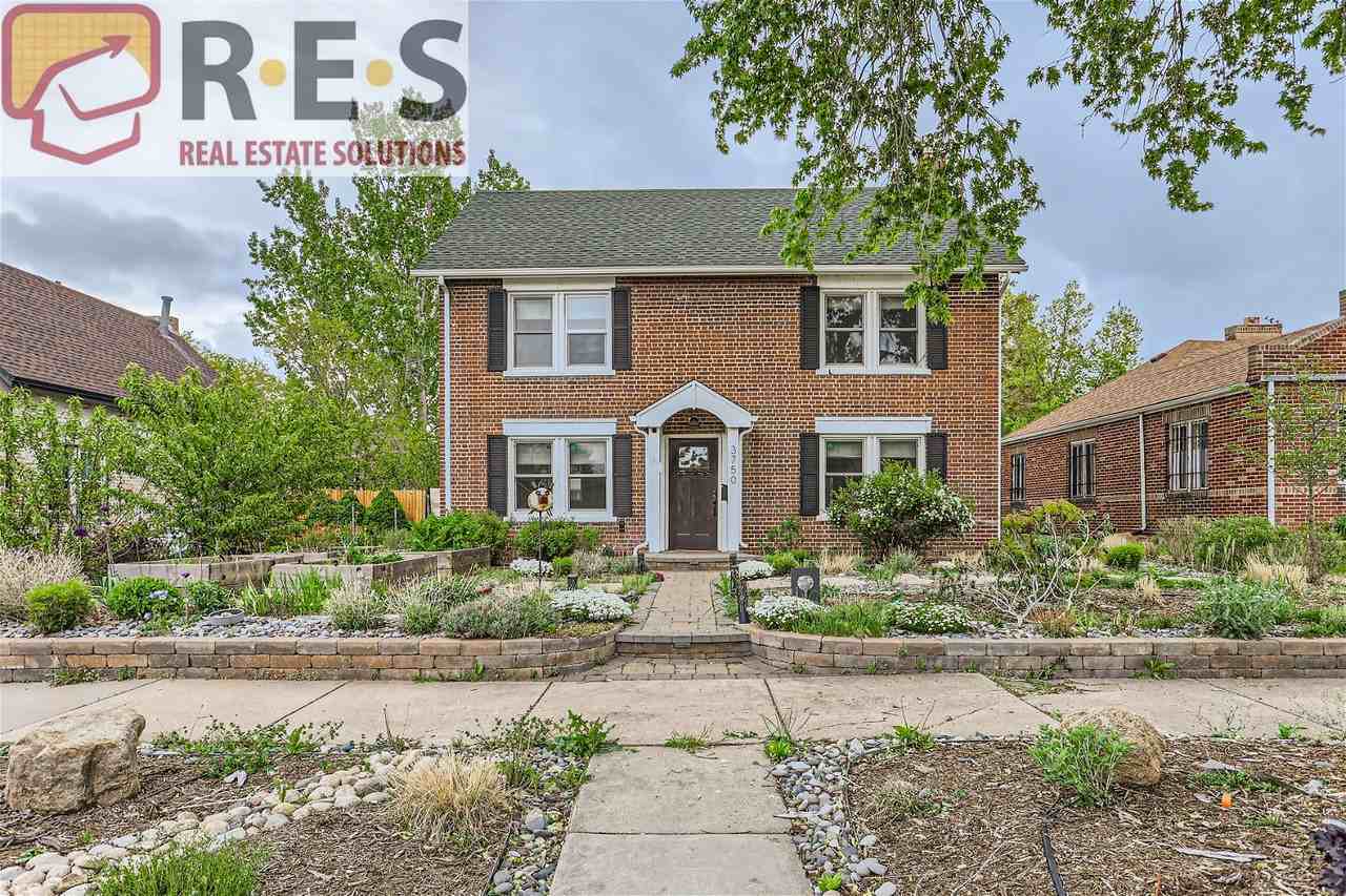 3750 N Vine St - Photo 3 of 28