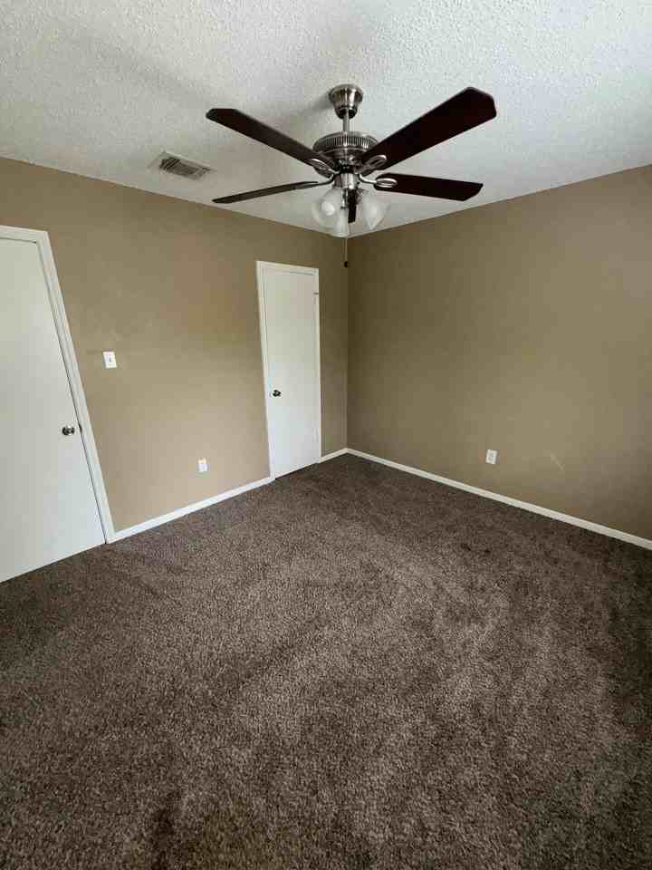 17323 Glenhew Road - Photo 7 of 11