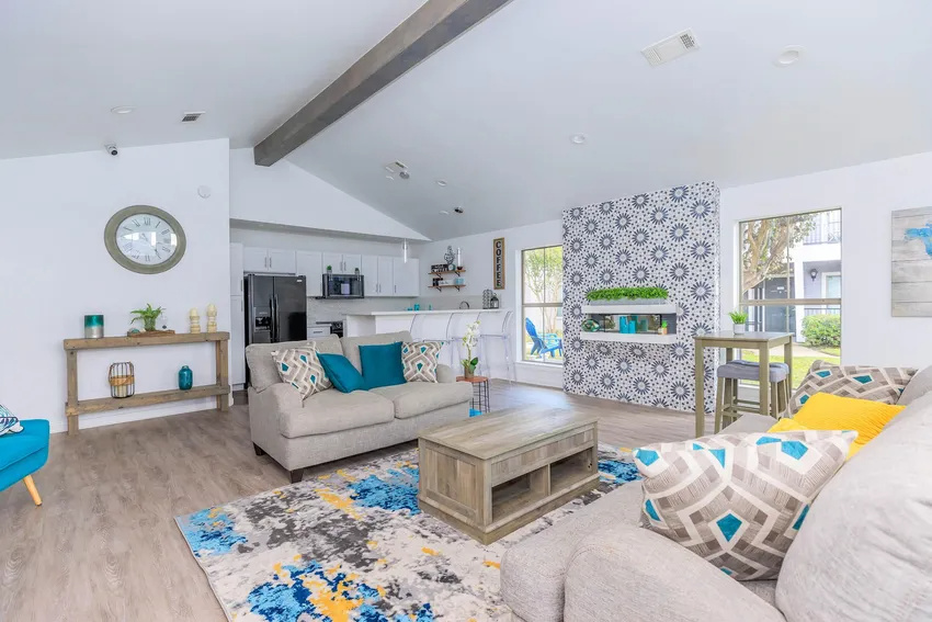 HollyView Apartments - Photo 7 of 51