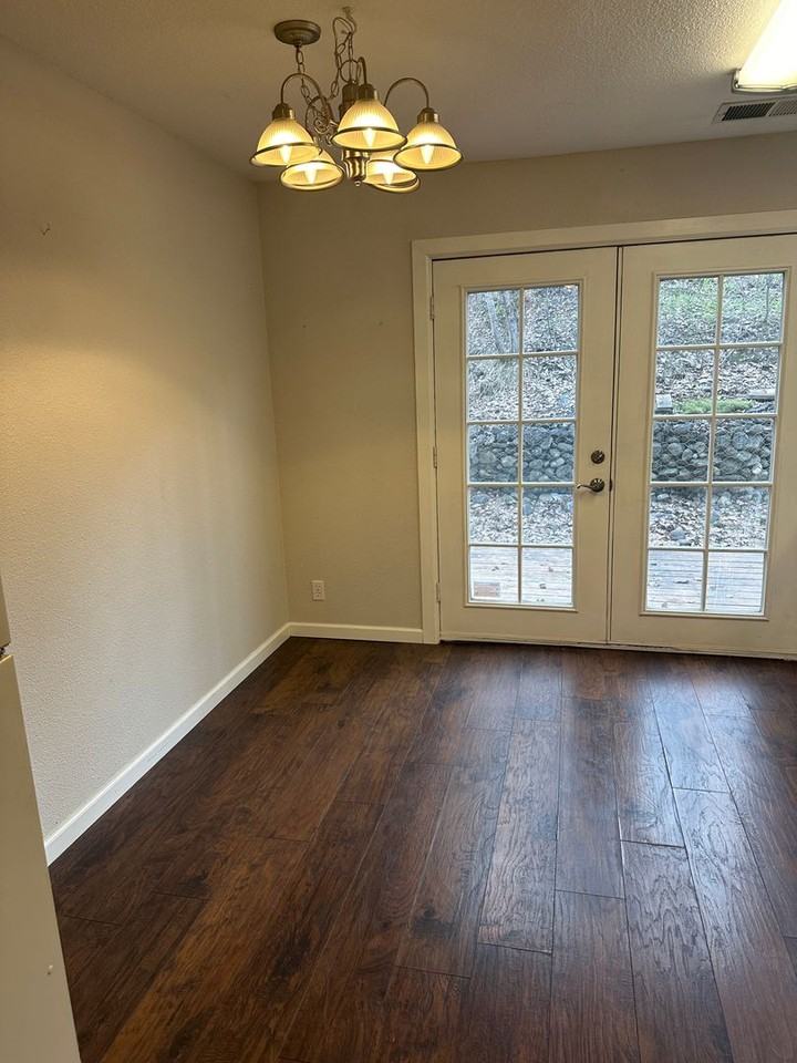 1295 Elegante Ln - Photo 7 of 25