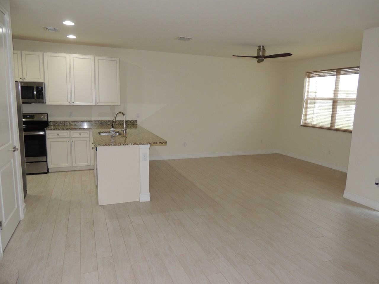 15851 Portofino Springs Blvd #106 - Photo 7 of 18
