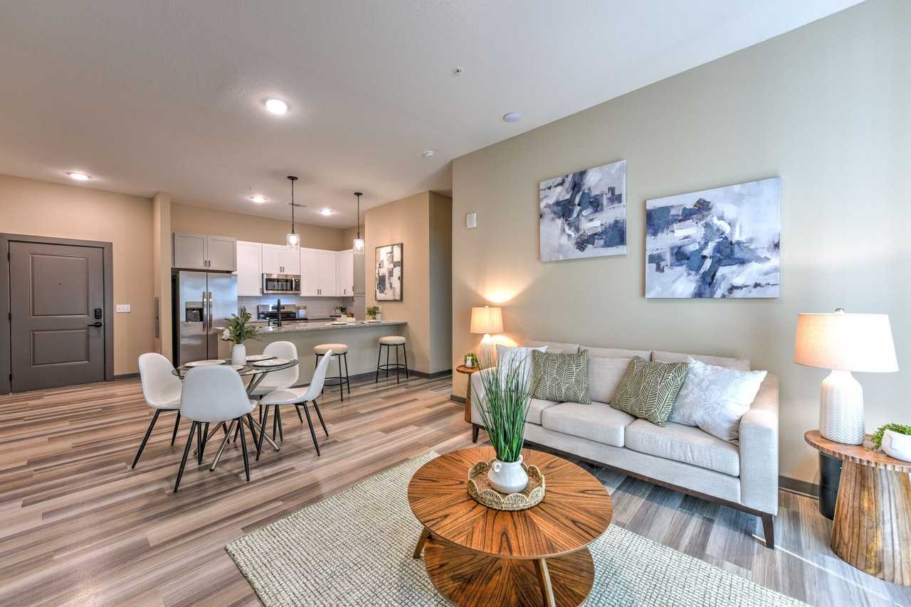 The Juliette - Photo 2 of 50