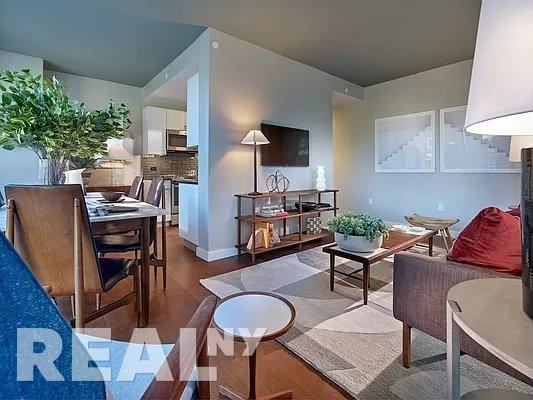 W 31st St #29C - Photo 2 of 11