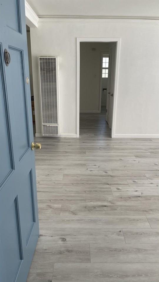 Silverlake Garden Apartments - Photo 7 of 50