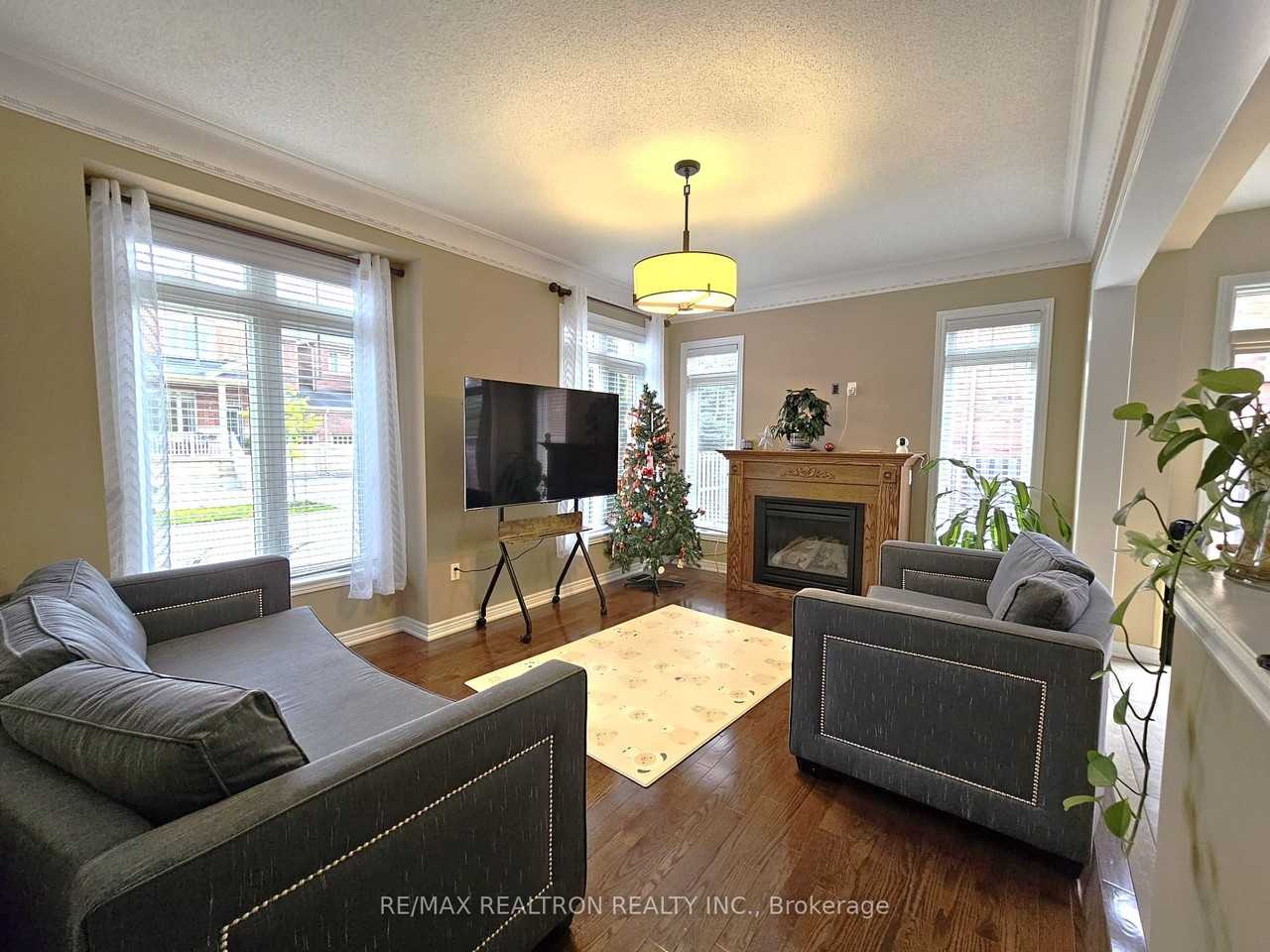 59 Chao Crescent - Photo 3 of 16