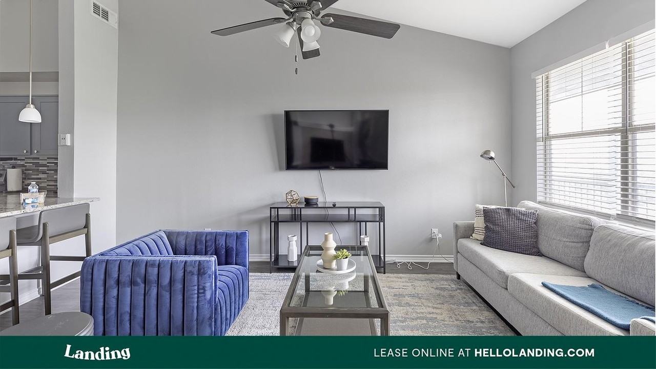 533 Fossil Creek Blvd - Photo 5 of 50