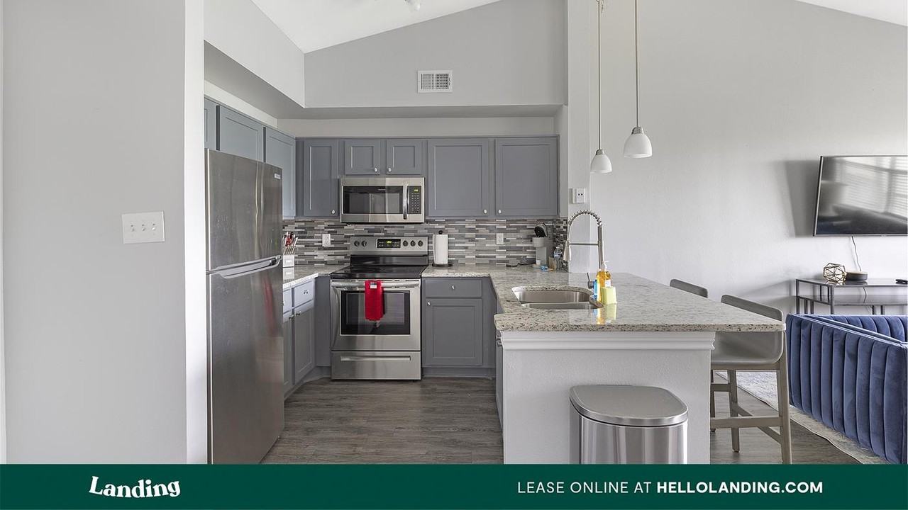 533 Fossil Creek Blvd - Photo 6 of 50