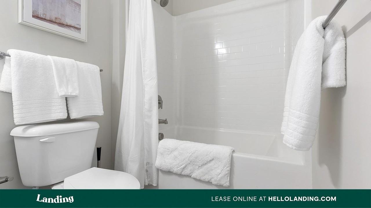 404 W 26th St - Photo 3 of 50