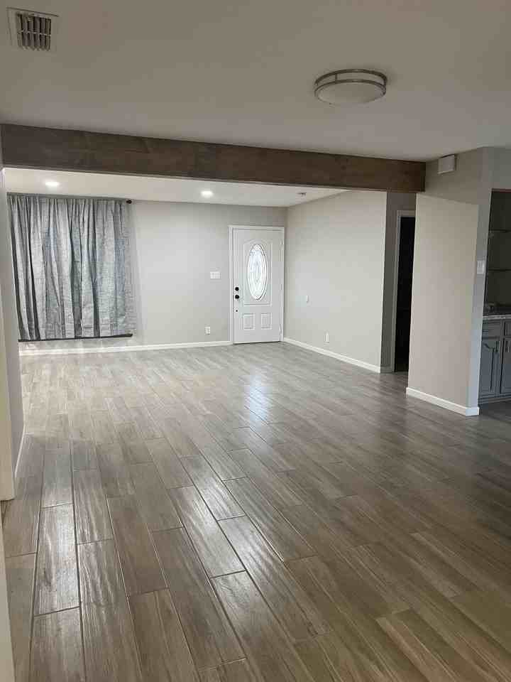 2217 East Kearney Street - Photo 2 of 21