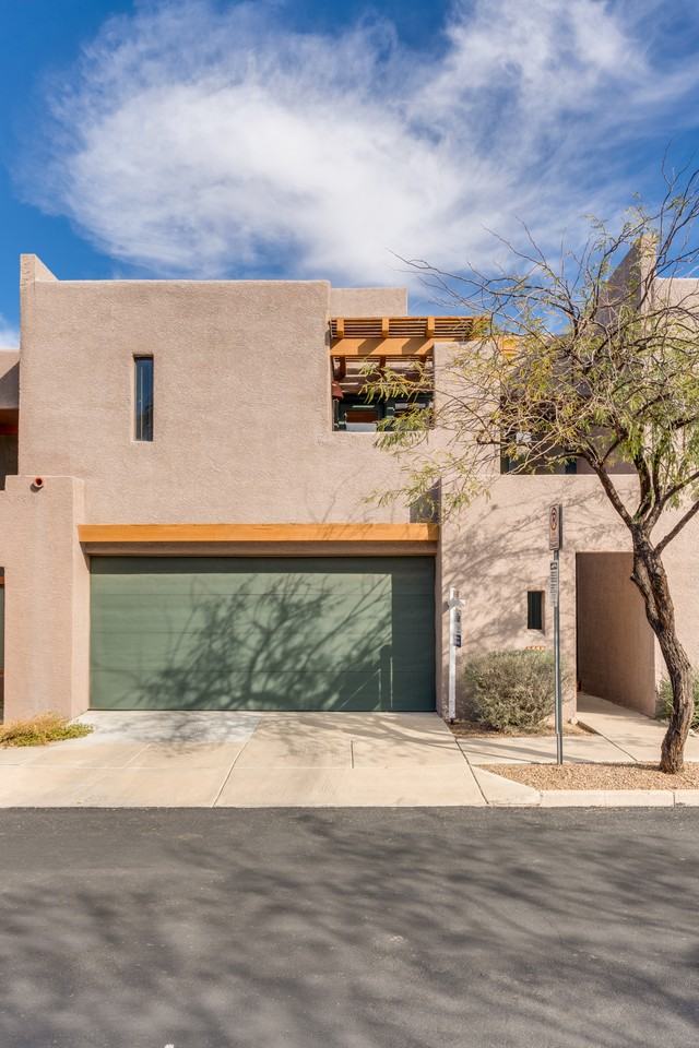 3123 E Sampras Ln #1 - Photo 3 of 32