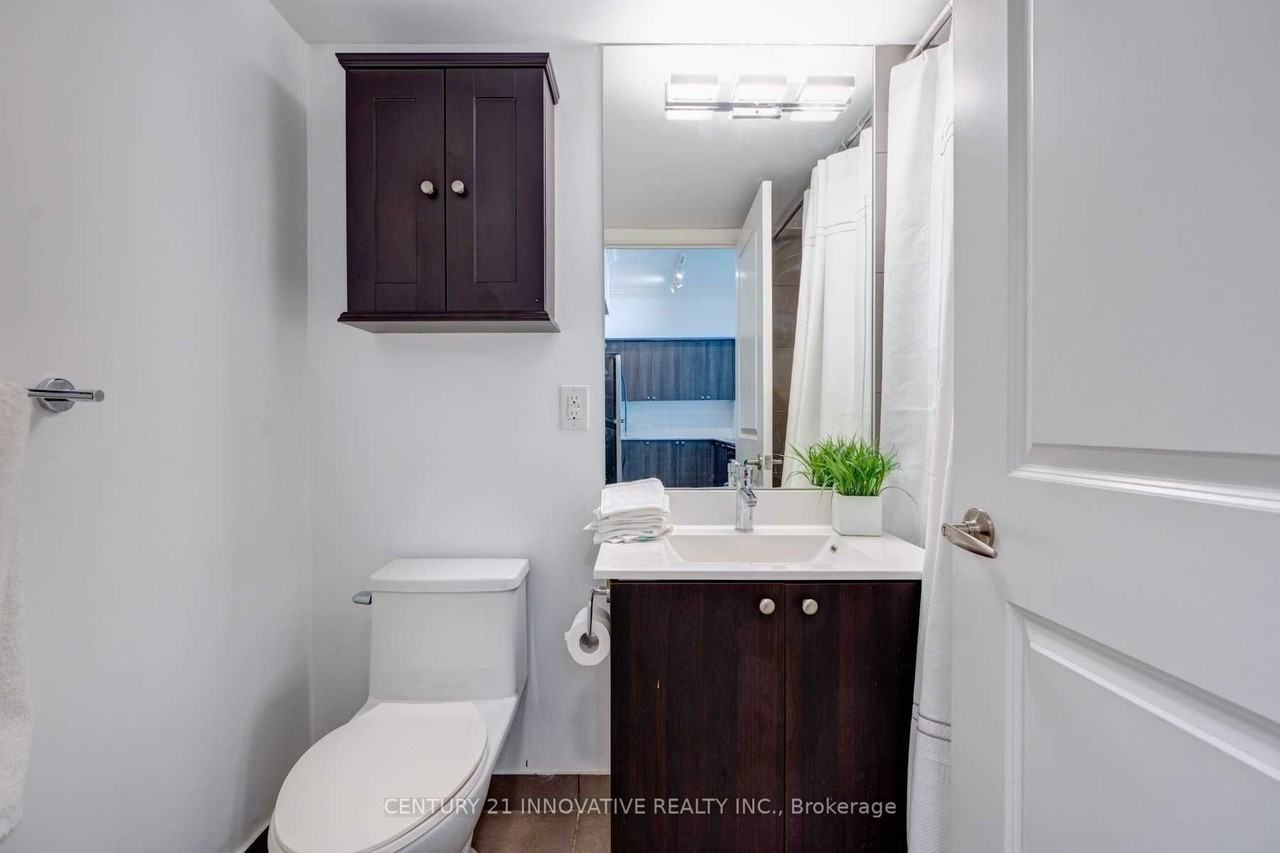 1235 Bay Street #1507 - Photo 2 of 20