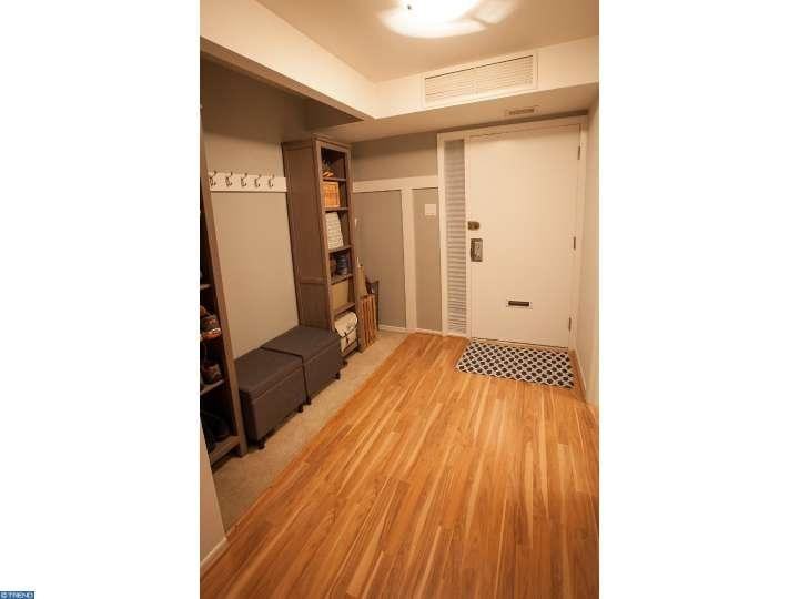 1720 Oakwood Terrace #7A - Photo 2 of 17